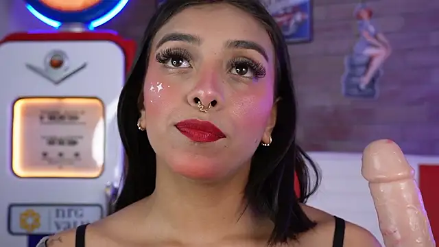 miss collins online show from February 13, 2026, 6:08 pm