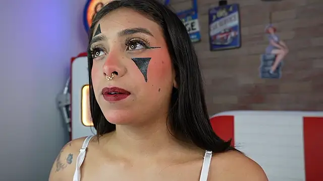 Snapshot of miss_collins chatting on March 27, 2026, 5:58 pm miss collins online show from March 27, 2026, 5:58 pm