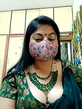 Snapshot of Ratna-777 chatting on February 19, 2025, 11:14 pm Ratna-777 online show from February 19, 2025, 11:14 pm