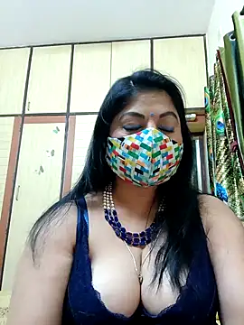 Snapshot of Ratna-777 chatting on February 22, 2025, 7:25 pm Ratna-777 online show from February 22, 2025, 7:25 pm