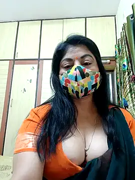 Snapshot of Ratna-777 chatting on March 4, 2025, 7:01 pm Ratna-777 online show from March 4, 2025, 7:01 pm