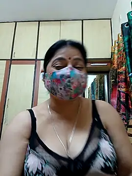 Snapshot of Ratna-777 chatting on September 14, 2025, 7:14 pm Ratna-777 online show from September 14, 2025, 7:14 pm