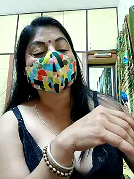 Snapshot of Ratna-777 chatting on March 2, 2025, 7:30 pm Ratna-777 online show from March 2, 2025, 7:30 pm