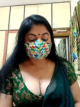 Snapshot of Ratna-777 chatting on February 25, 2025, 6:55 pm Ratna-777 online show from February 25, 2025, 6:55 pm
