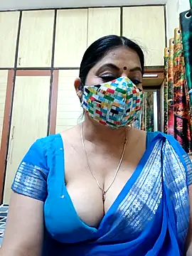 Snapshot of Ratna-777 chatting on September 13, 2025, 6:30 pm Ratna-777 online show from September 13, 2025, 6:30 pm