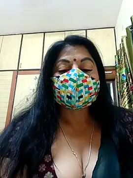 Snapshot of Ratna-777 chatting on March 18, 2025, 6:17 pm Ratna-777 online show from March 18, 2025, 6:17 pm
