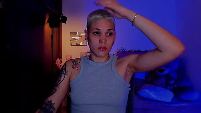 Snapshot of Charlee_pink chatting on March 3, 2026, 3:02 am Charlee pink online show from March 3, 2026, 3:02 am