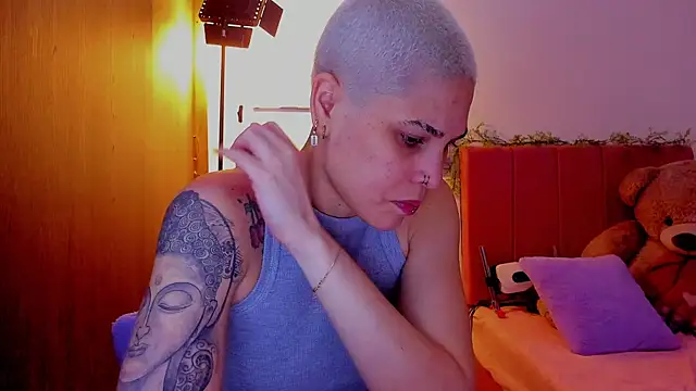 Snapshot of Charlee_pink chatting on March 26, 2026, 5:50 am Charlee pink online show from March 26, 2026, 5:50 am