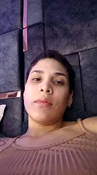 Snapshot of Charlee_pink chatting on March 14, 2025, 4:10 am Charlee pink online show from March 14, 2025, 4:10 am