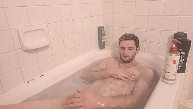 ChillzPnp online show from November 1, 2025, 12:28 am