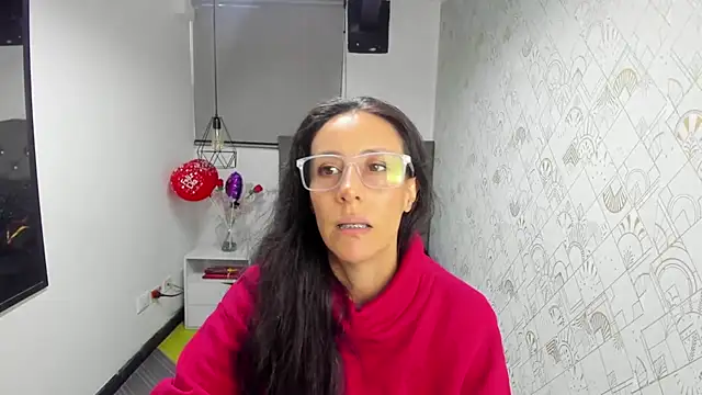 Snapshot of Abrillee1 chatting on March 6, 2025, 7:21 pm Abrillee1 online show from March 6, 2025, 7:21 pm