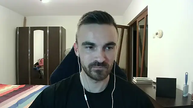 Snapshot of mu5clemania2 chatting on November 18, 2025, 5:27 pm mu5clemania2 online show from November 18, 2025, 5:27 pm