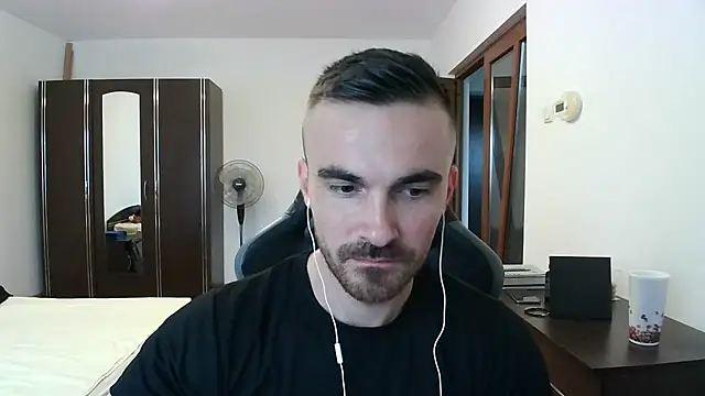 Snapshot of mu5clemania2 chatting on October 12, 2025, 2:29 pm mu5clemania2 online show from October 12, 2025, 2:29 pm