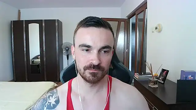 Snapshot of mu5clemania2 chatting on June 16, 2026, 12:49 pm mu5clemania2 online show from June 16, 2026, 12:49 pm