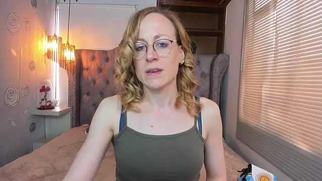 Snapshot of SammySanders chatting on March 13, 2025, 5:18 pm SammySanders online show from March 13, 2025, 5:18 pm