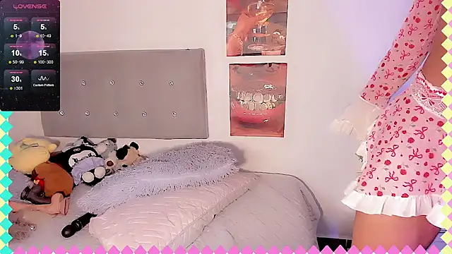 SweetPrincessS online show from April 13, 2026, 8:35 pm