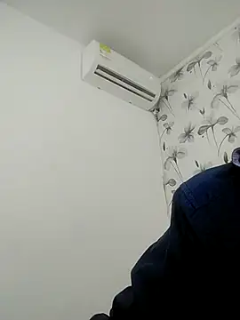 Snapshot of moon_HoneyX chatting on March 2, 2025, 3:41 pm moon HoneyX online show from March 2, 2025, 3:41 pm