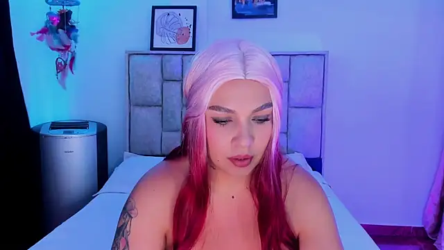 Snapshot of brianaGuzman chatting on May 27, 2026, 6:15 pm brianaGuzman online show from May 27, 2026, 6:15 pm