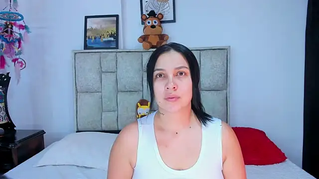 Snapshot of brianaGuzman chatting on March 22, 2026, 7:04 pm brianaGuzman online show from March 22, 2026, 7:04 pm