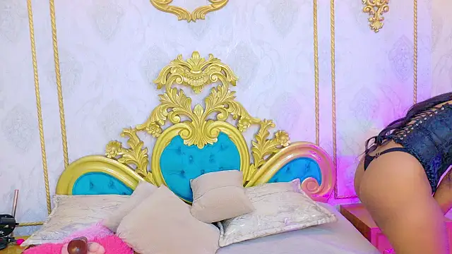 SalomeRestrepo online show from October 29, 2025, 4:33 am