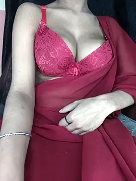 baby soni78690 online show from May 13, 2026, 6:09 am