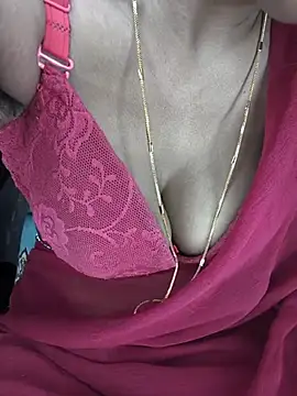 baby soni78690 online show from May 28, 2026, 7:42 pm