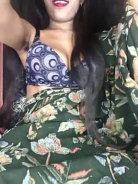 baby soni78690 online show from January 10, 2026, 3:40 pm