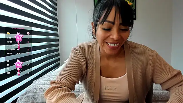 Snapshot of CindyWilliams_ chatting on May 7, 2026, 6:11 pm CindyWilliams online show from May 7, 2026, 6:11 pm