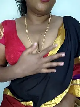 Snapshot of Sexy_Ammu_Telugu chatting on February 6, 2025, 7:07 pm Sexy Ammu Telugu online show from February 6, 2025, 7:07 pm