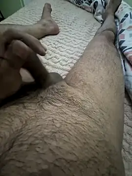 Snapshot of Piter1022 chatting on April 8, 2026, 6:04 am Piter1022 online show from April 8, 2026, 6:04 am