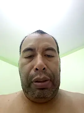 Snapshot of Piter1022 chatting on October 8, 2025, 12:07 pm Piter1022 online show from October 8, 2025, 12:07 pm