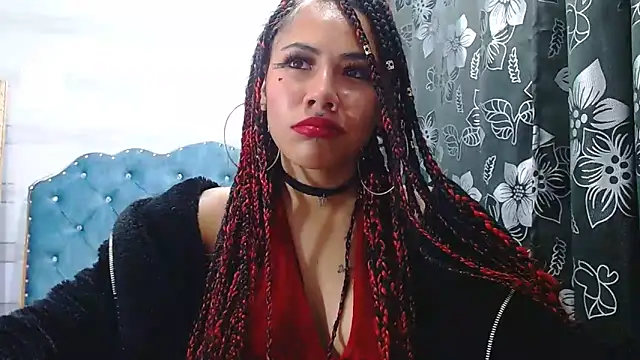 Snapshot of lily_jamesx chatting on February 11, 2025, 9:56 pm lily jamesx online show from February 11, 2025, 9:56 pm