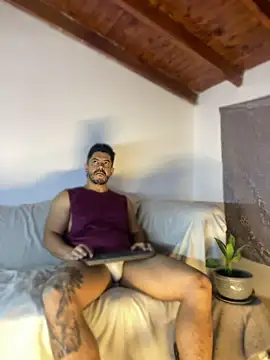 Snapshot of AndresSmith__ chatting on April 27, 2026, 7:28 am AndresSmith online show from April 27, 2026, 7:28 am