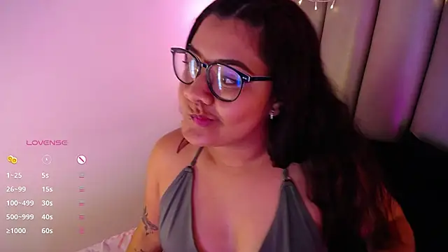 Snapshot of MeghanBurn chatting on March 16, 2025, 7:38 pm MeghanBurn online show from March 16, 2025, 7:38 pm