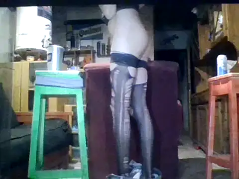 Snapshot of ar_Lily chatting on March 2, 2025, 6:59 am ar Lily online show from March 2, 2025, 6:59 am