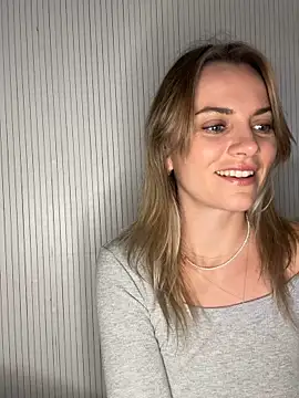 Milla  one online show from October 11, 2025, 5:25 pm