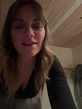 Milla  one online show from February 17, 2025, 7:33 pm