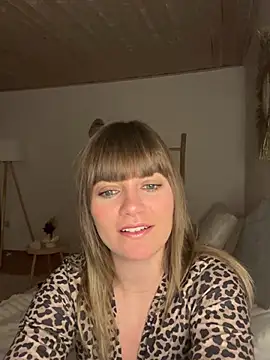 Milla  one online show from February 5, 2025, 6:59 pm