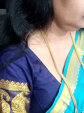 Snapshot of Deepthi_Mysore chatting on February 9, 2025, 4:29 pm Deepthi Mysore online show from February 9, 2025, 4:29 pm