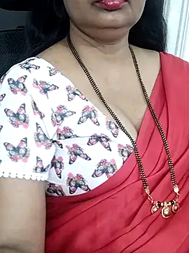 Snapshot of Deepthi_Mysore chatting on February 18, 2025, 4:58 pm Deepthi Mysore online show from February 18, 2025, 4:58 pm