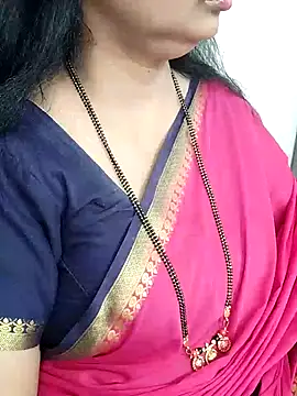 Snapshot of Deepthi_Mysore chatting on February 20, 2025, 4:25 pm Deepthi Mysore online show from February 20, 2025, 4:25 pm
