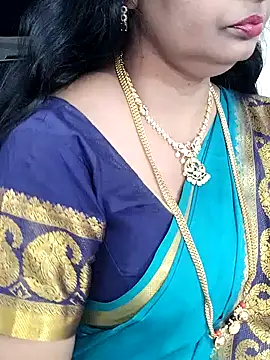 Snapshot of Deepthi_Mysore chatting on February 9, 2025, 11:25 am Deepthi Mysore online show from February 9, 2025, 11:25 am