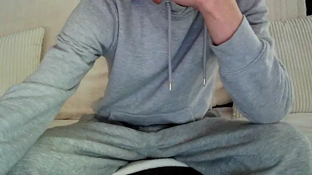 ElViko11 online show from February 21, 2025, 2:38 pm