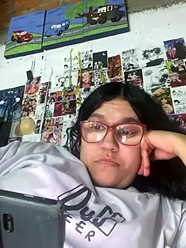 dafne19  online show from November 29, 2025, 4:45 am