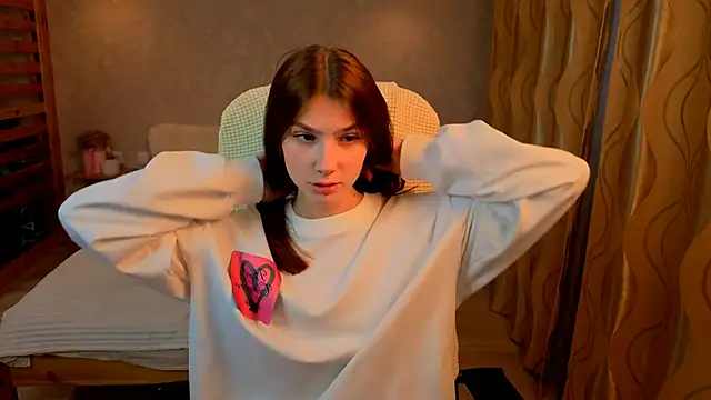 AnaHoney online show from December 5, 2025, 6:23 am