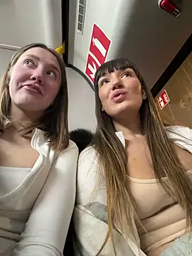 Snapshot of Sophie_Avory chatting on February 1, 2026, 7:34 pm Sophie Avory online show from February 1, 2026, 7:34 pm