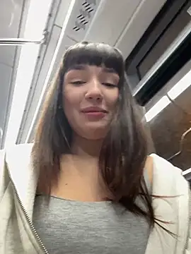 Snapshot of Sophie_Avory chatting on March 5, 2025, 8:32 pm Sophie Avory online show from March 5, 2025, 8:32 pm