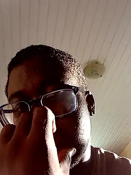 Snapshot of Jeanlaurent972 chatting on October 18, 2025, 8:22 pm Jeanlaurent972 online show from October 18, 2025, 8:22 pm