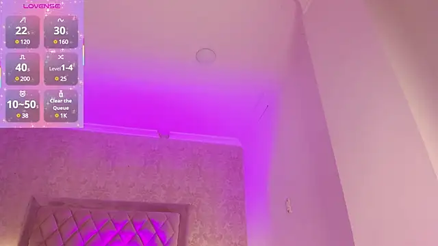 Snapshot of LiaFlowers chatting on February 27, 2025, 9:40 am LiaFlowers online show from February 27, 2025, 9:40 am