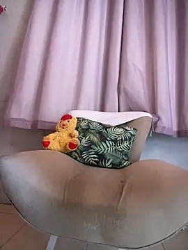 alexatransgata online show from October 26, 2025, 5:13 pm